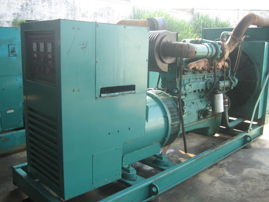 昂仁租赁发电机- 发电机碳刷磨损的原因是什么