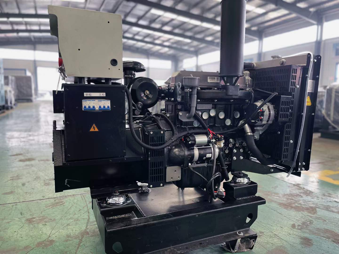 昂仁如何降低电感性负载对发电机的影响？