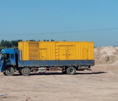 昂仁发电机出租如何判断柴油发电机冷却液是否需要更换？