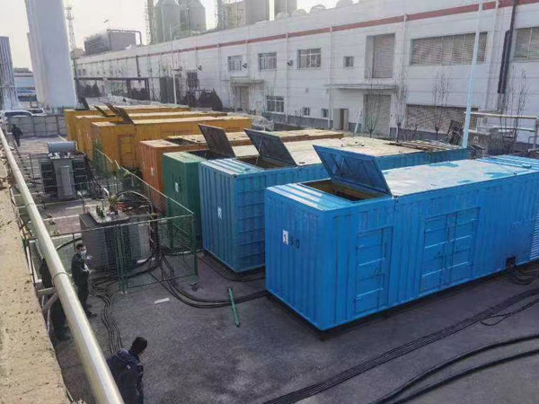 昂仁380V和690V电压的电缆线相同吗？