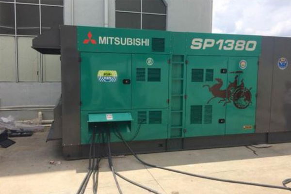 昂仁为什么有些柴油发电机组的输出电压可以调节？