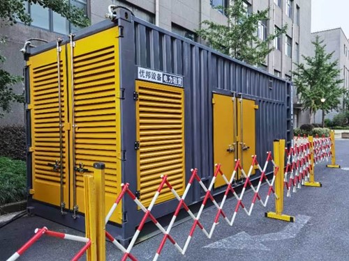 昂仁如何使用转速表检查发动机的转速？