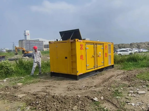 昂仁冬季低温环境下，发电机组启动电瓶的容量需求是否会增加？